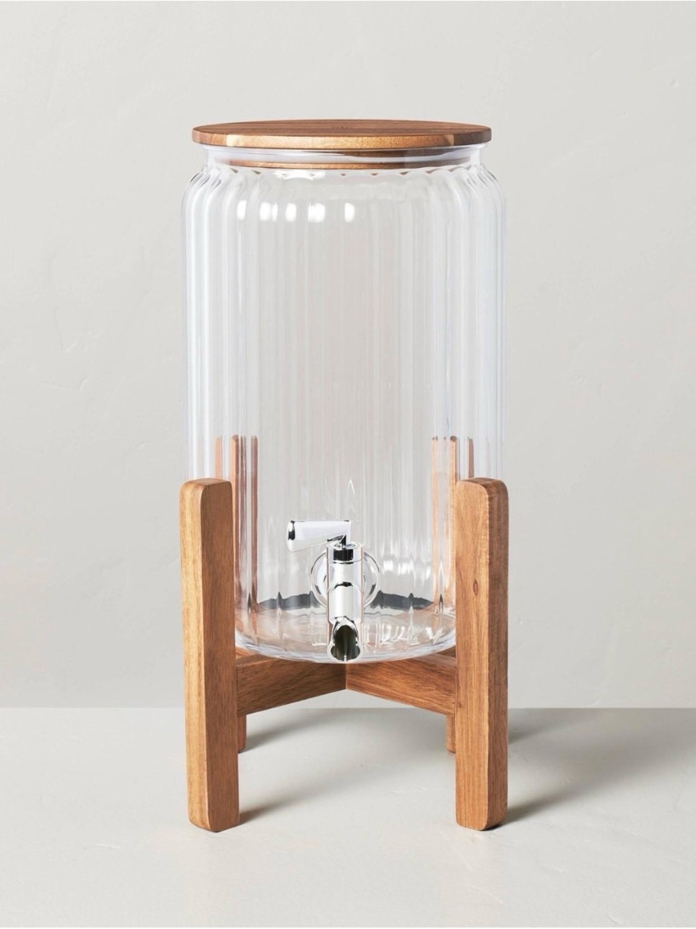 NWOT Hearth & Hand Clear Glass Beverage Dispenser with Wood Lid and Stand